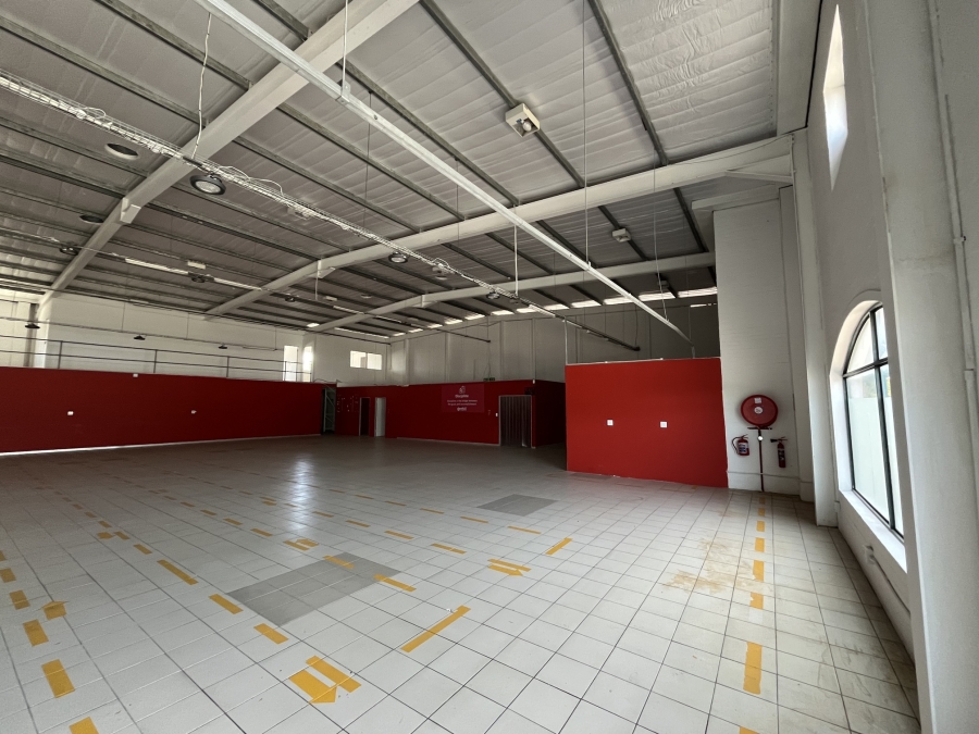 To Let commercial Property for Rent in Sanddrift Western Cape